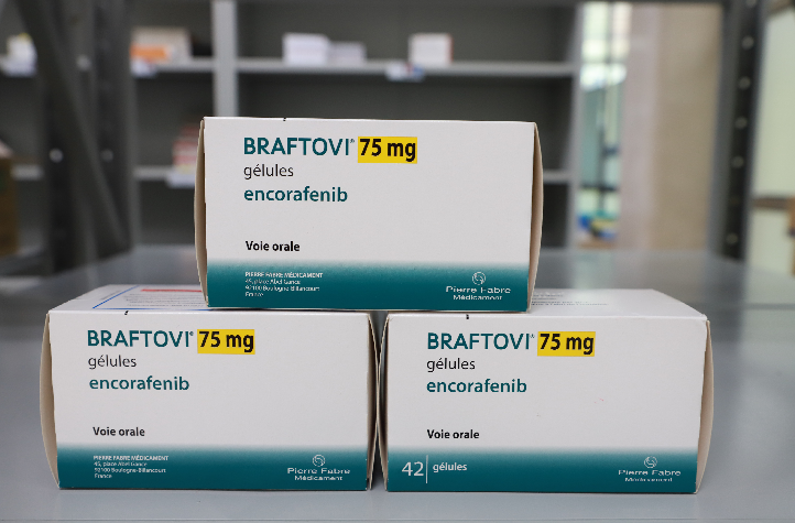 康奈菲尼：BRAF V600E突变NSCLC